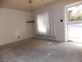 1130 Chipperfield Dr, Stroudsburg, PA 18360-1110