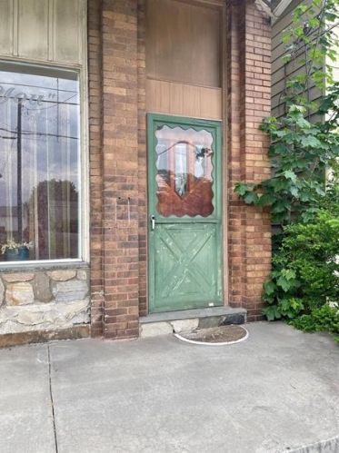 1326 Washington St, New Castle, PA 16101-4416