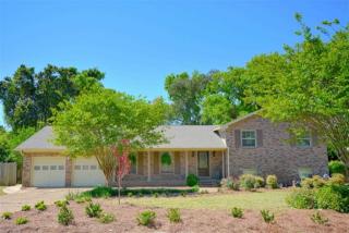 2261 Dupont Dr, Pensacola, FL 32503-4211