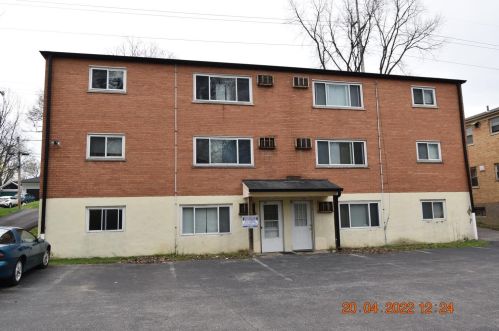 1812 Compton Rd, Cincinnati, OH 45231-4304