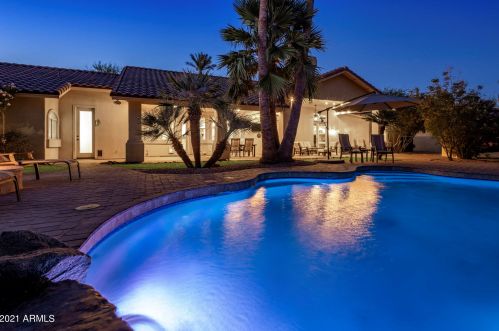 8691 Davenport Dr, Scottsdale AZ 85260-4377 exterior