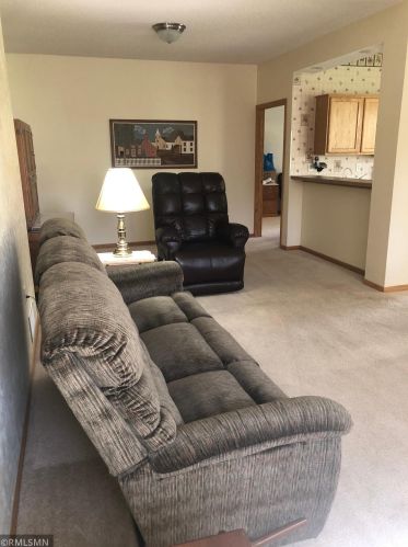 416 Hayes Dr, Hastings, MN 55033-4129
