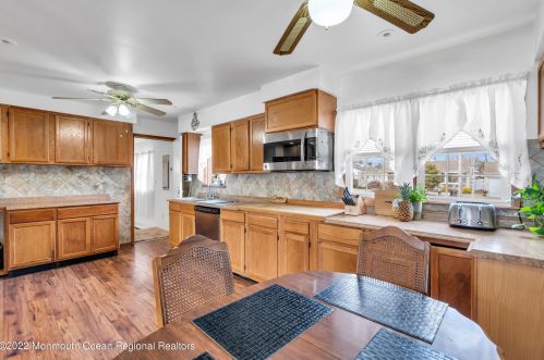 1019 Bowsprit Pt, Lacey Township NJ  08734-2706 exterior