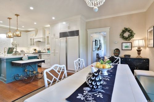 1135 Center St, Redlands CA  92373-6737 exterior