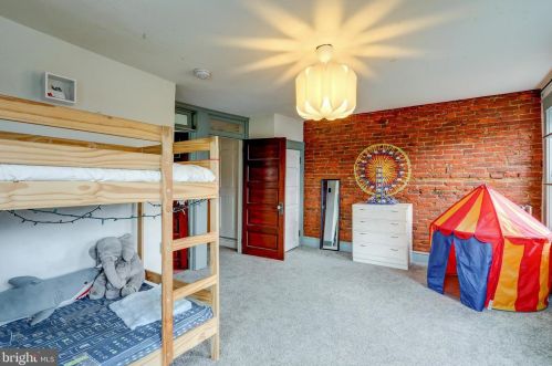 546 Orange St, Lancaster PA  17603-3669 exterior