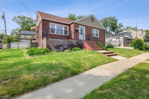 1506 Hiawatha Ave, Industrial Hillside, NJ 07205-1313