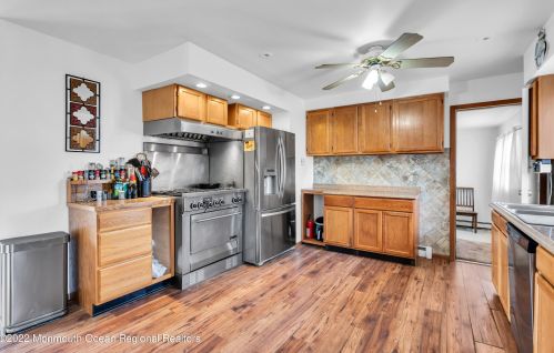 1019 Bowsprit Pt, Lacey Township NJ  08734-2706 exterior