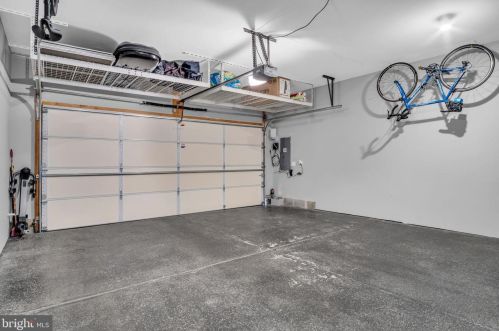 228 Colonial Dr, Navy Sup Dpt PA  17050-9505 exterior