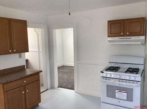 28 George St, Wallingford CT 06492-4008 exterior