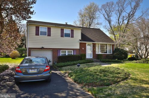 312 Poplar Rd, Flourtown, PA 19031-2243