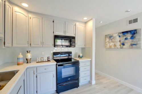 5925 Moraga Ave, San Jose CA  95123-3835 exterior