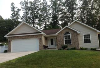 8 Stoney Creek Rd, Wilkes Barre, PA 18702-8038