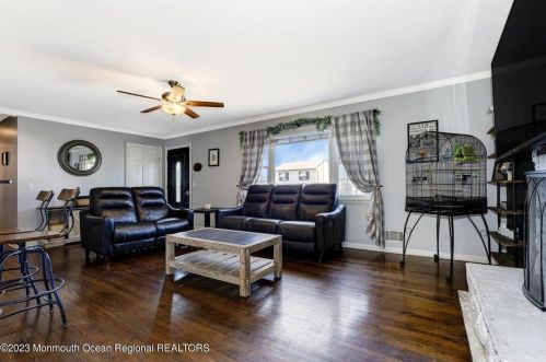 319 Spruce Dr, Bricktown NJ  08723-5948 exterior