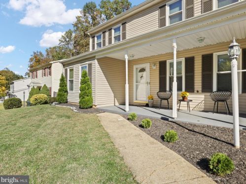 14359 Springbrook Ct, Woodbridge VA  22193-3401 exterior