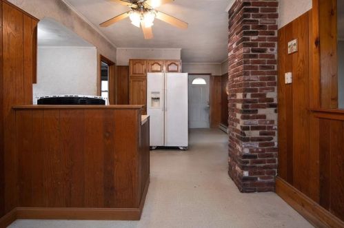 12 Vireo St, North Providence RI  02904-4724 exterior