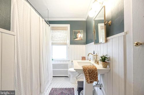 127 Washington Ave, Camden NJ  08108-1534 exterior