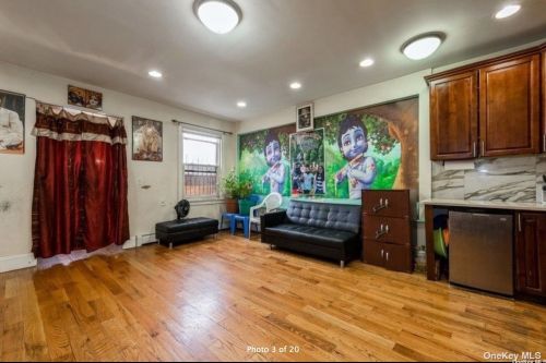 183-27 Jamaica Ave, Jamaica, NY 11423-1847