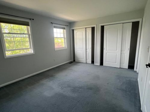 4 Saratoga Ct, Easton PA  18040-1046 exterior