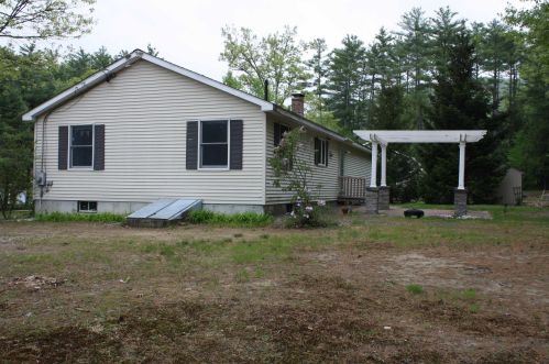 25 Fox Run Rd, Hinsdale NH  03451-2410 exterior