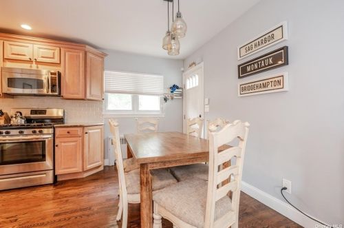 961 Rector St, North Bellmore NY  11710-1117 exterior