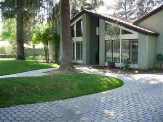 5415 Lafayette Ave, Fresno, CA 93711-2526