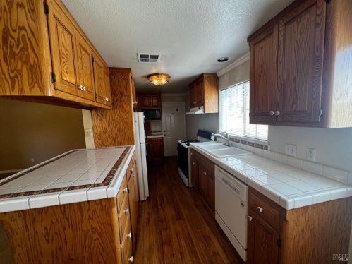 100 Montezuma Hl Rd, Rio Vista CA  exterior