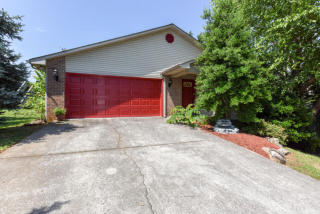 3223 Bloomfield Cir, Maryville, TN 37803-2975
