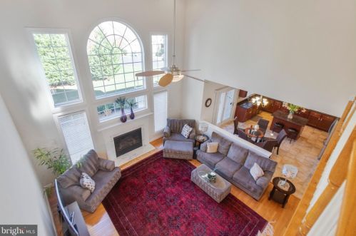 5312 Kernstown Ct, Haymarket VA  20169-4504 exterior