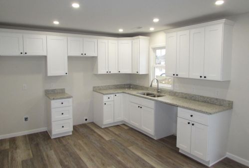 1625 Wright St, Bellefontaine, OH 43311-1559
