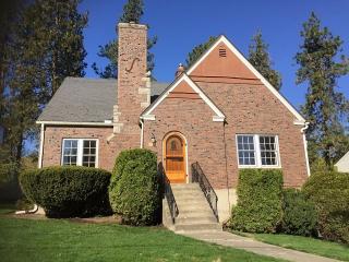 2624 Arthur St, Spokane WA  99203-3355 exterior
