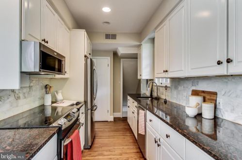 4216 46th St, Washington DC 20016-2472 exterior