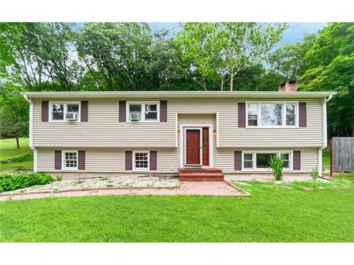 53 Taylor Rd, Bethel CT  06801-1631 exterior