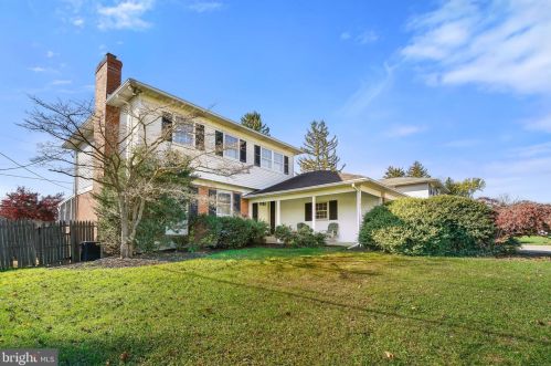 2745 Tanager Dr, Wilmington, DE 19808-1630