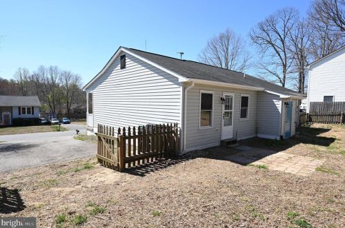 5905 Danielle Dr, Fredericksburg, VA 22407-6495