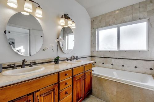 876 Winchester Blvd, San Jose CA 95128-3762 exterior