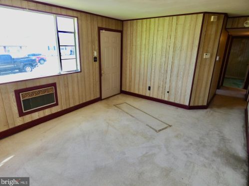 2219 Henlopen Ave, Wilmington DE  19804-3621 exterior