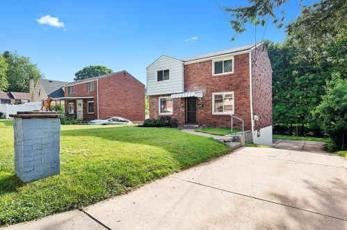 413 Janice Dr, Pittsburgh PA  15235-3022 exterior