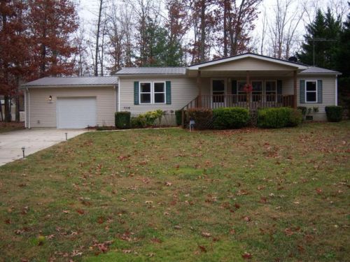 7316 Big Horn Dr, Crossville, TN 38572-6518