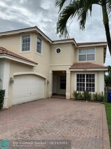 16445 31st St, Hollywood FL  33027-5232 exterior