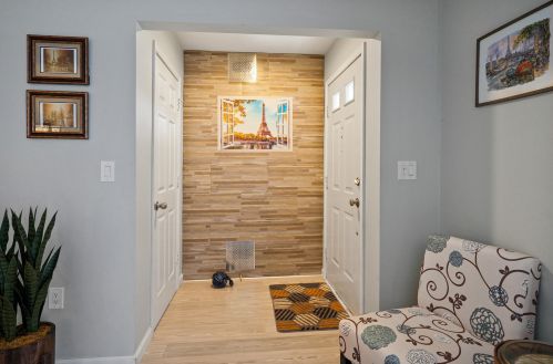 75 Jean St, Lakewood, NJ 08701-7321