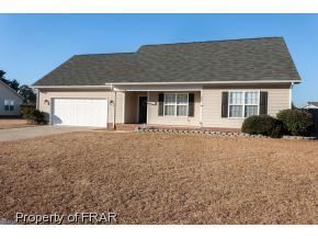 202 Rocky Mountain Dr, Raeford, NC 28376-8051