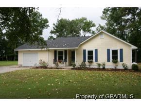 398 Country Rd, Grimesland, NC 27837-9515
