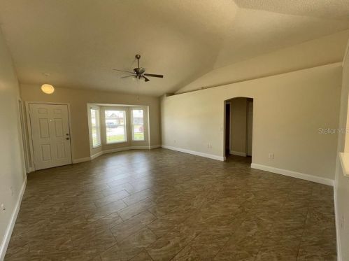 3053 Blaine Cir, Deltona, FL 32738-5322