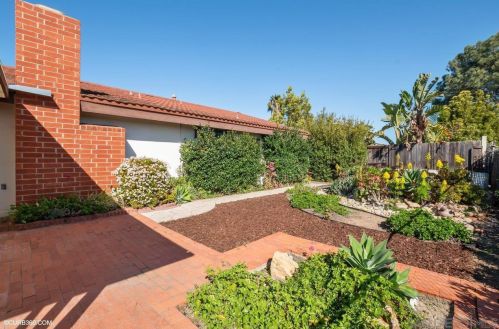5583 Stresemann St, San Diego, CA 92122-3148