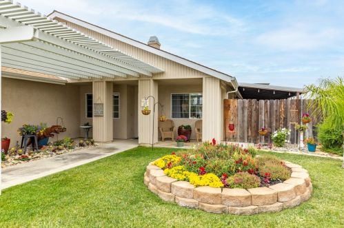 2307 Apion Ct, Lake Nacimiento, CA 93446-6316