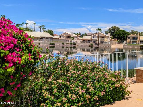 7204 Kimberly Way, Glendale, AZ 85308-5857