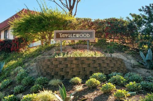 2707 Via Colima, Carlsbad CA  92010-1377 exterior