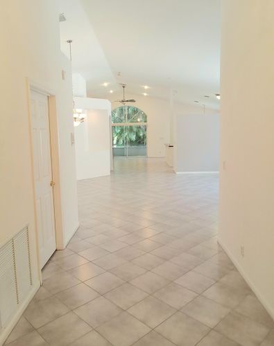 9652 Honeybell Cir, Boynton Beach, FL 33437-5472