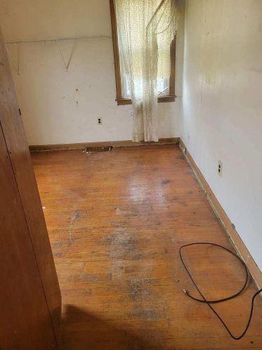 1429 Truman St, Hammond IN  46320-1435 exterior