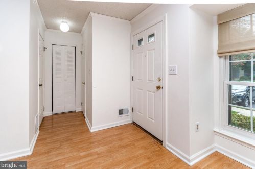 48 Drewes Ct, Lawrence Township NJ  08648-2634 exterior